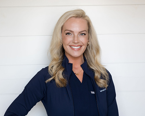 Dental hygienist Lauren